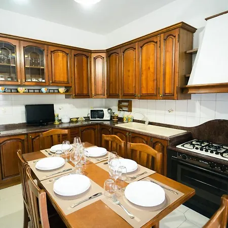 Nereidi Apartment