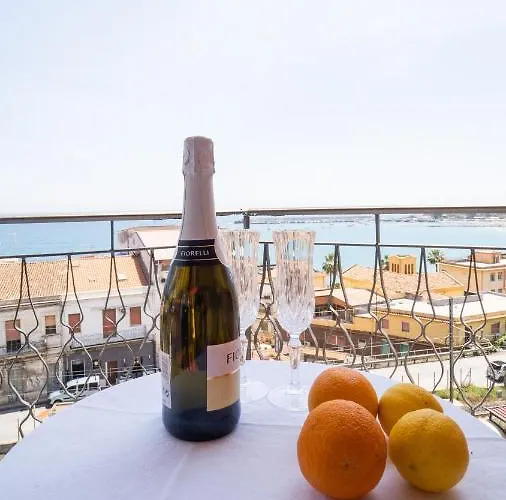 Nereidi アパート ジャルディーニ・ナクソス